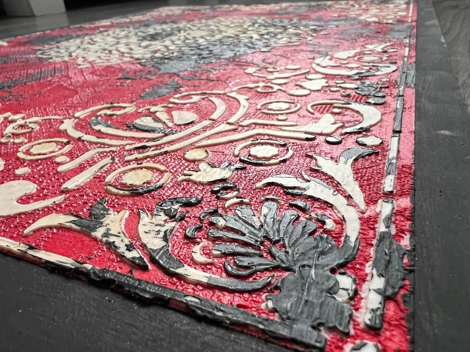 Red Heritage — view 6, medallion detail