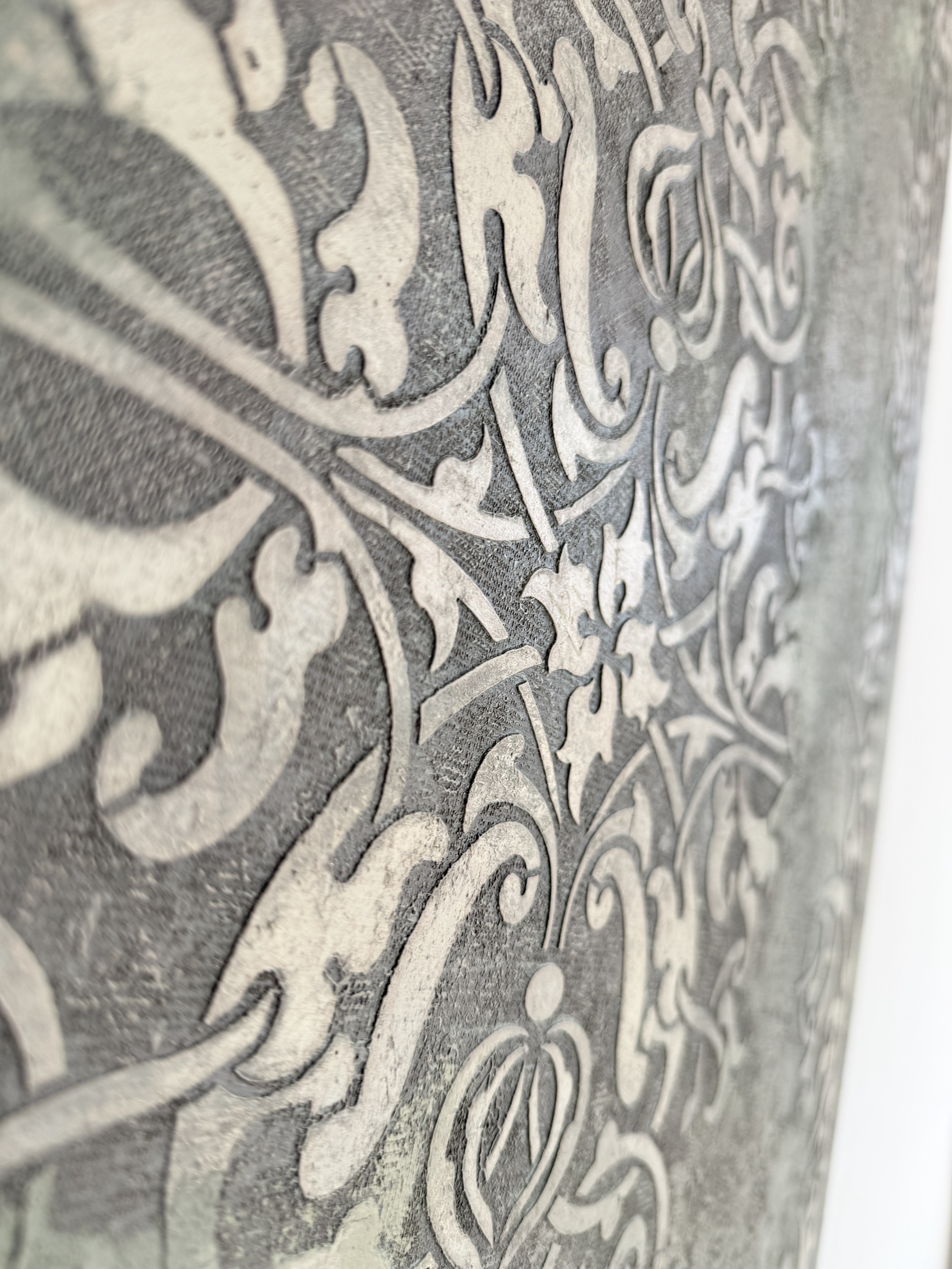 Vintage Carpet — view 8, arabesque border detail