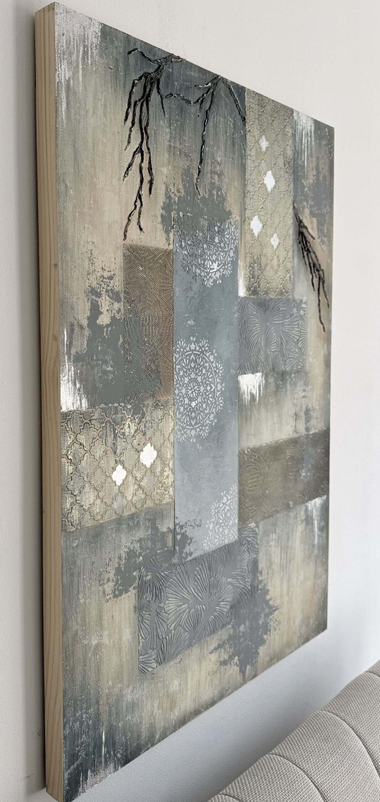 Behind Winter's Windows — afbeelding 4, zijaanzicht
